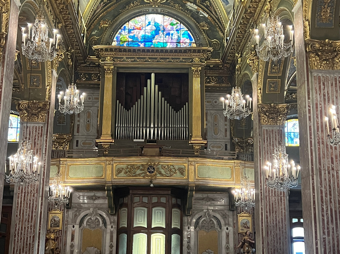 Basilica Di Santa Maria Assunta-卡莫利必去景点