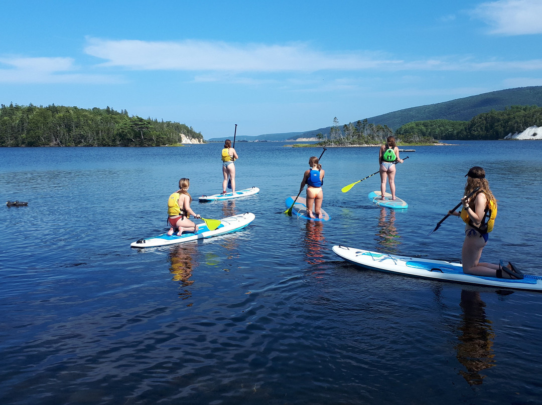 Cabot Trail Adventures-Dingwall必去景点