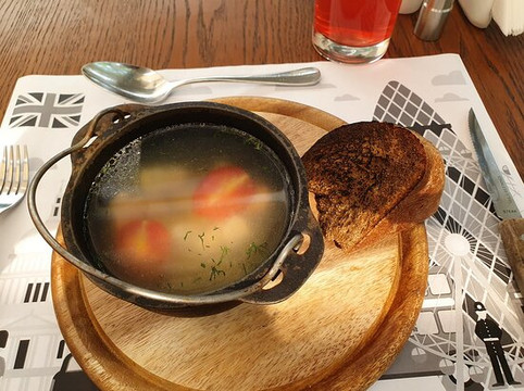 布赖顿酒店主图