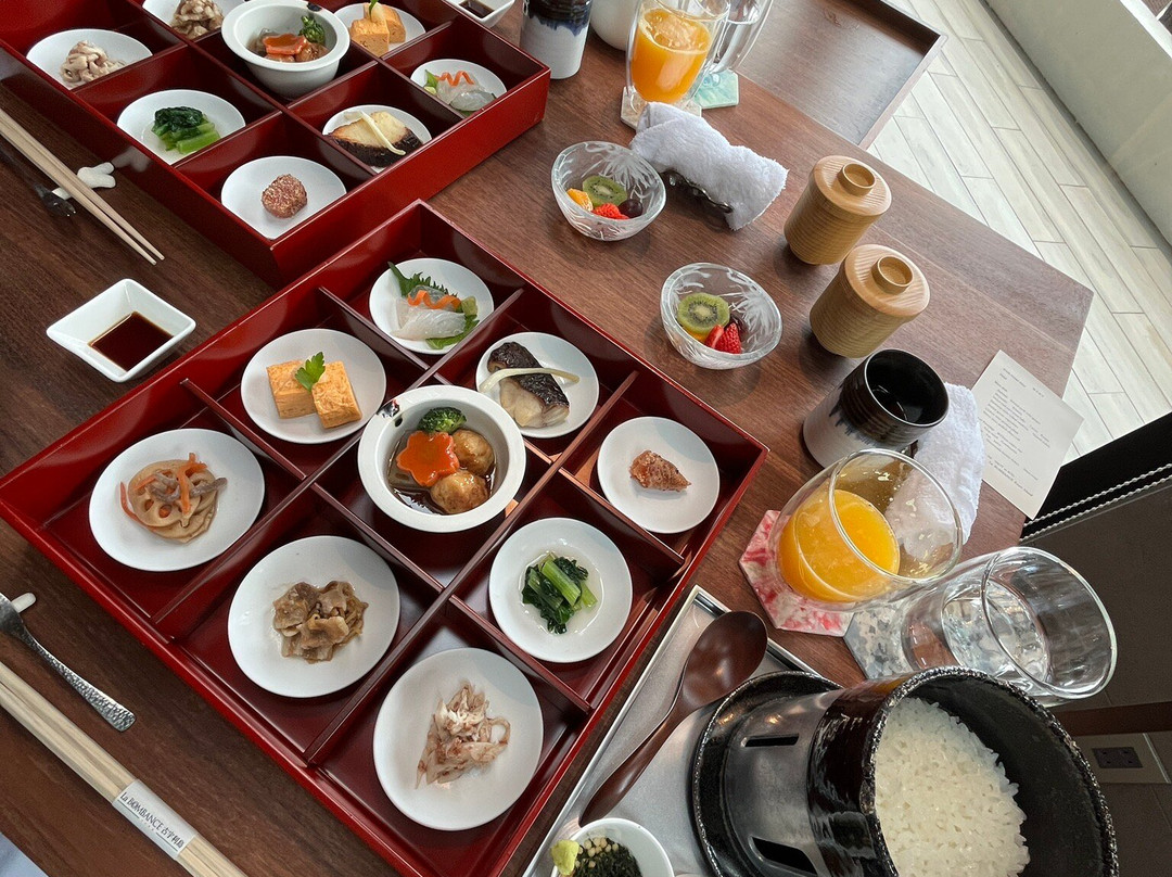 One Suite The Grand主图