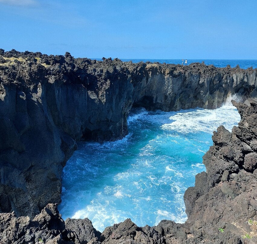 Ponta da Ferraria景点图片