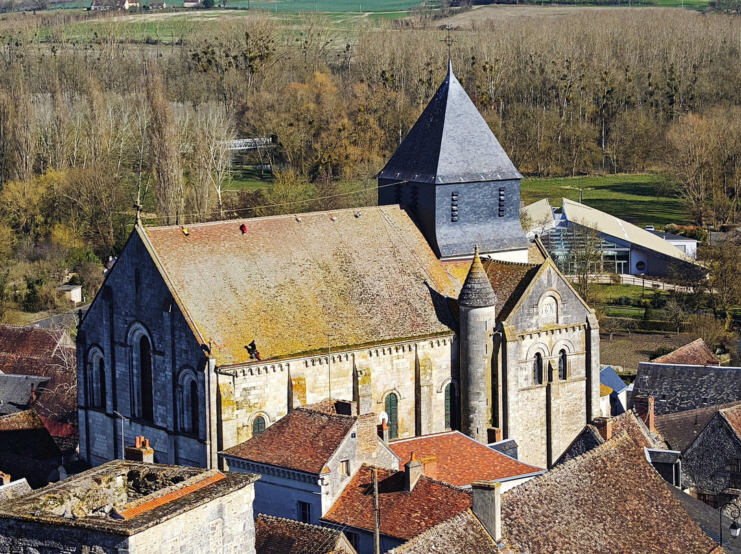 Eglise Notre Dame – Ancienne collegiale Saint-Outrille-Chatillon-sur-Indre必去景点