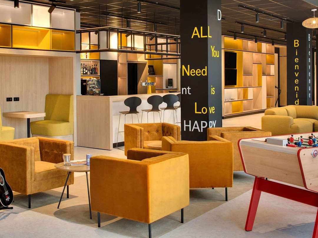 宜必思维琪酒店主图