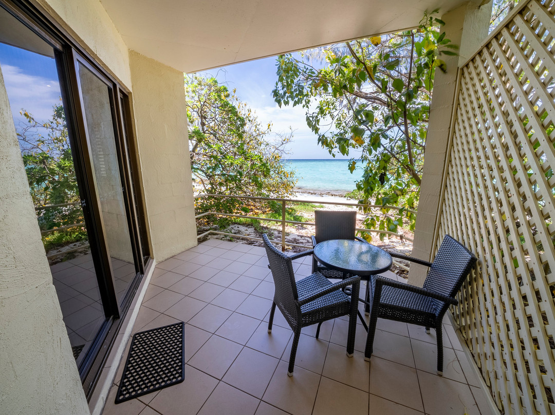 海伦岛酒店主图