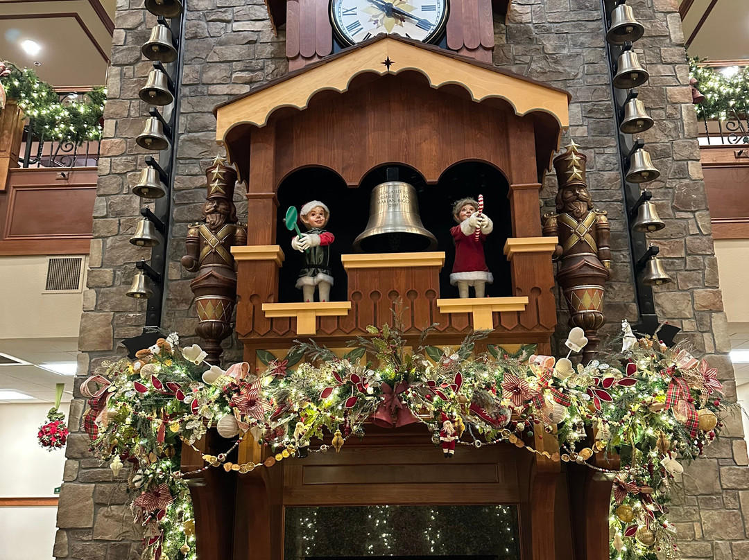 The Inn at Christmas Place主图