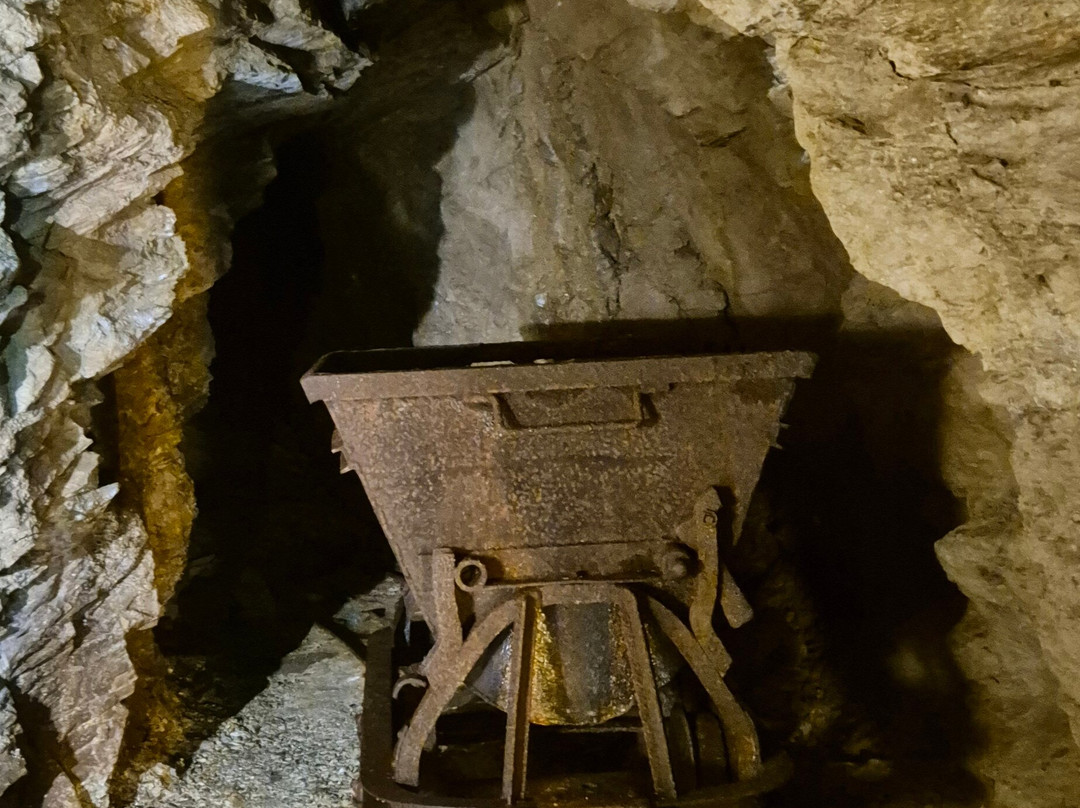 Grotta Antro del Corchia景点图片