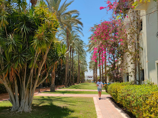 Six Corners Resort主图