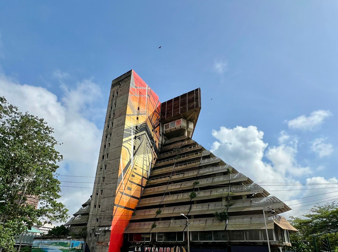 Immeuble " La Pyramide "景点图片