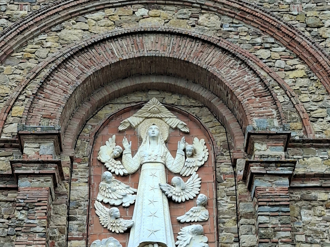 Chiesa di Santa Maria-Panzano in Chianti必去景点