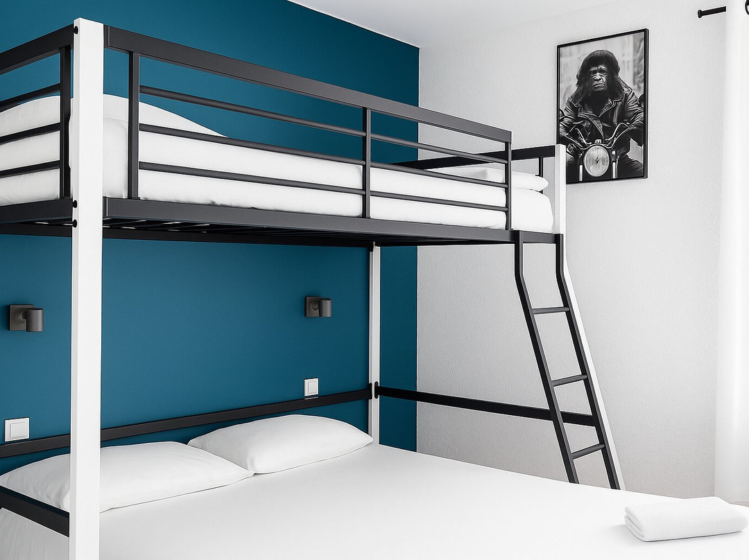 里摩日法斯特酒店主图