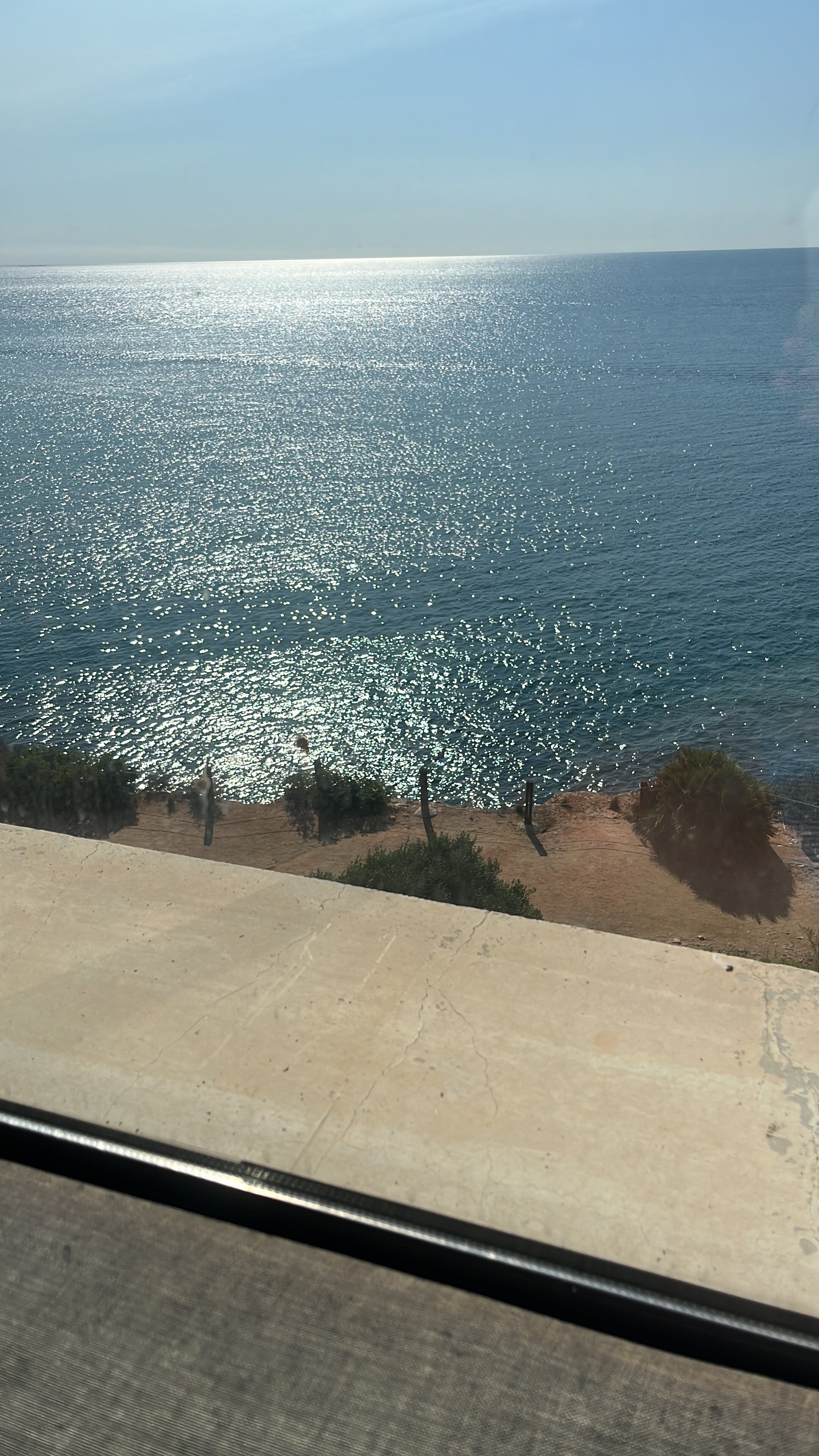 Fergus Cap Roig-官方