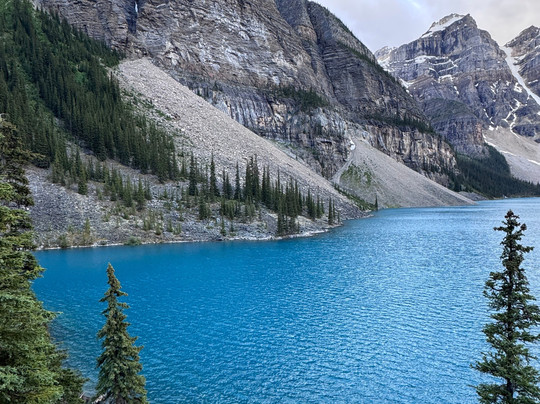Ten Peaks Shuttle & Tours-班夫必去景点