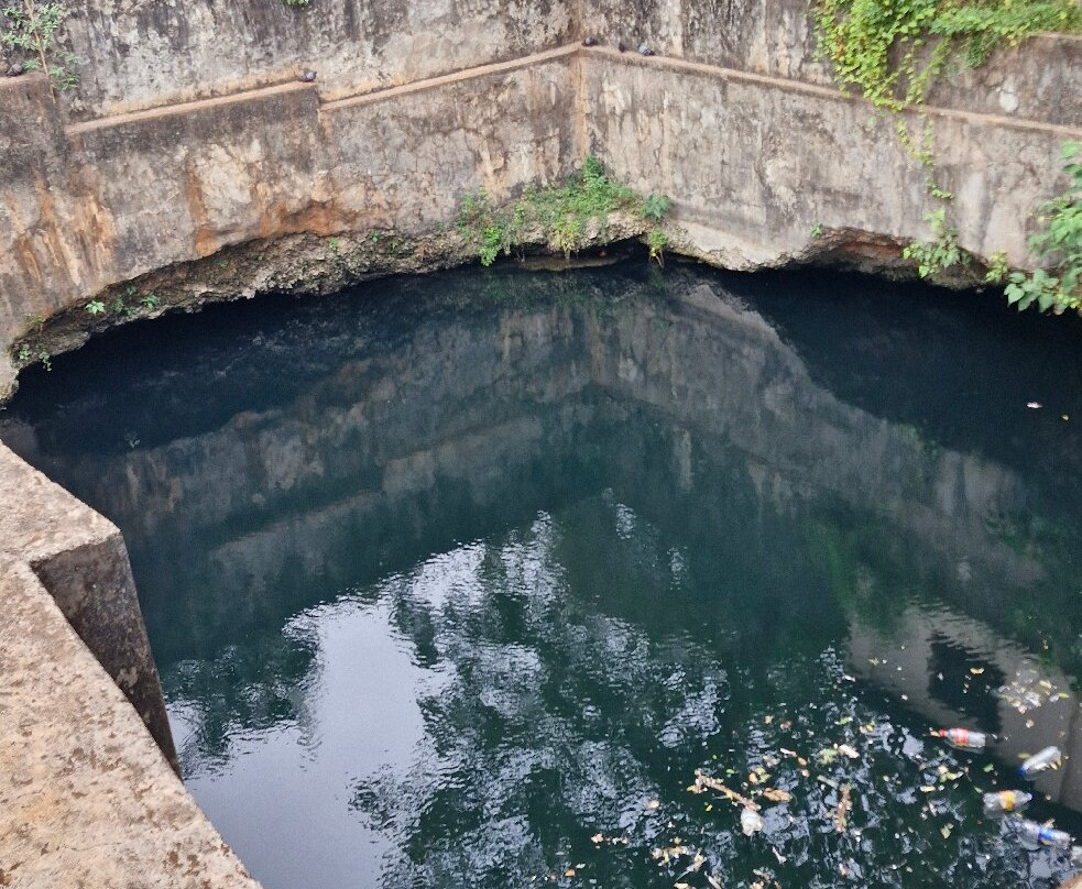 Nilavarai Bottomless Well-贾夫纳必去景点