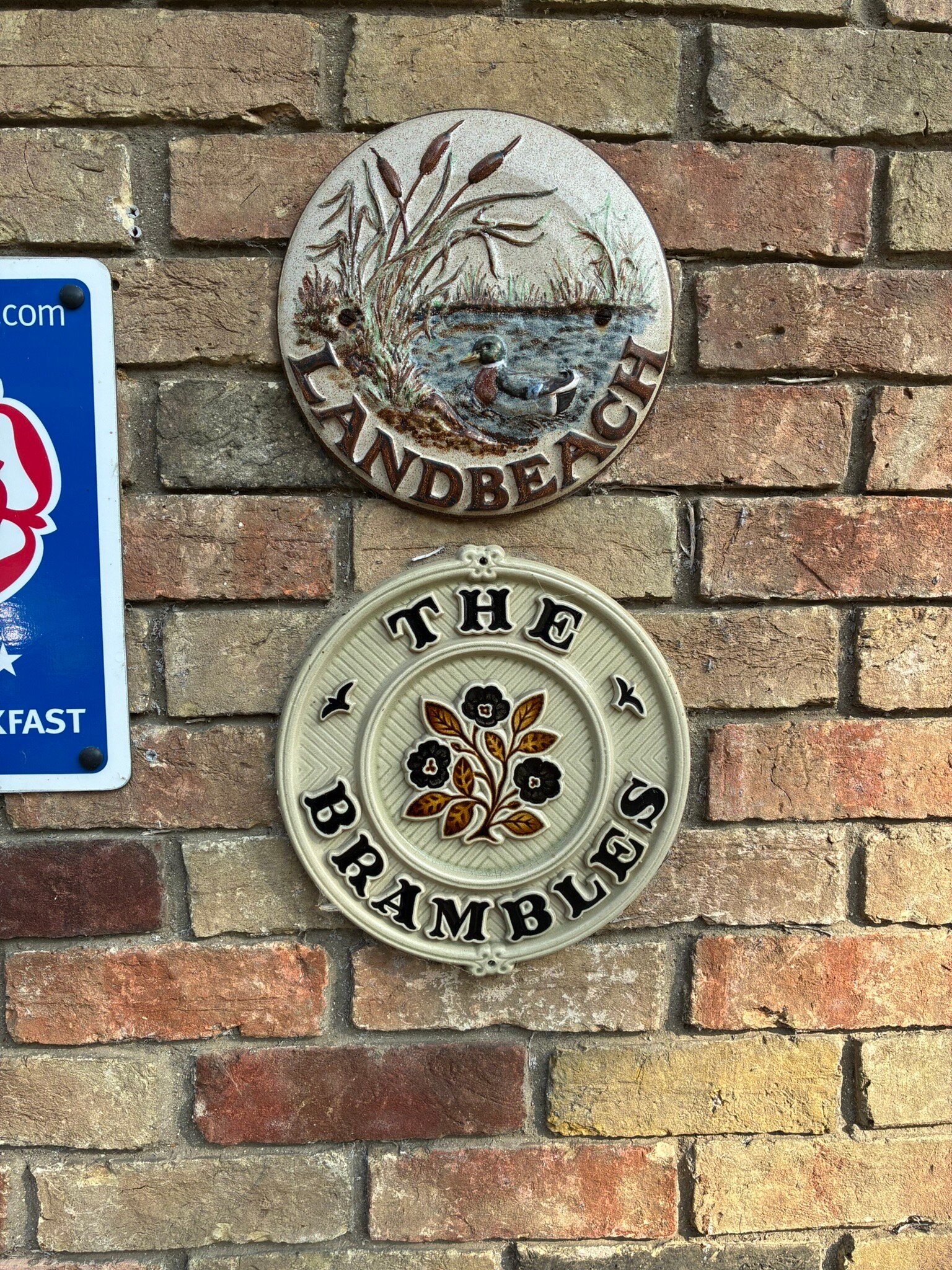 The Brambles B&B-官方