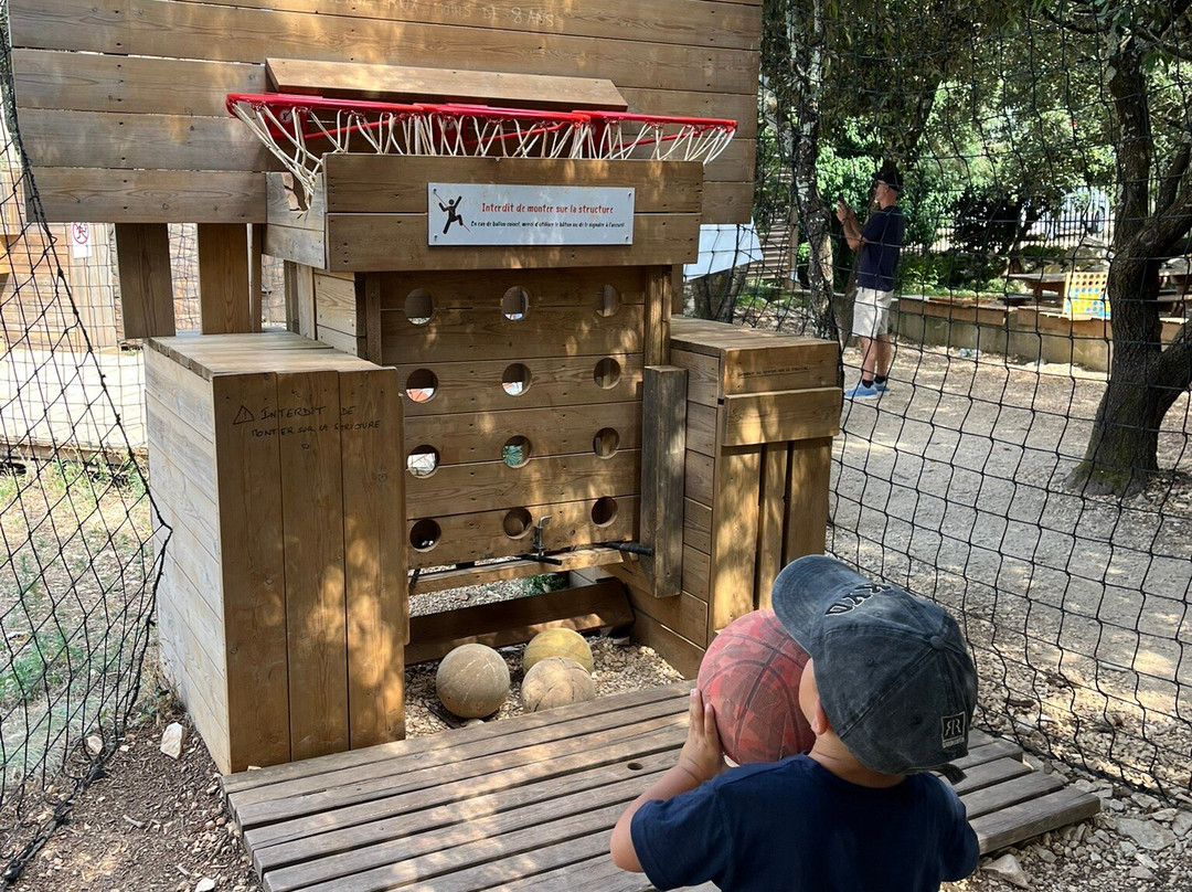 Parc Mad Maze-Larnas必去景点