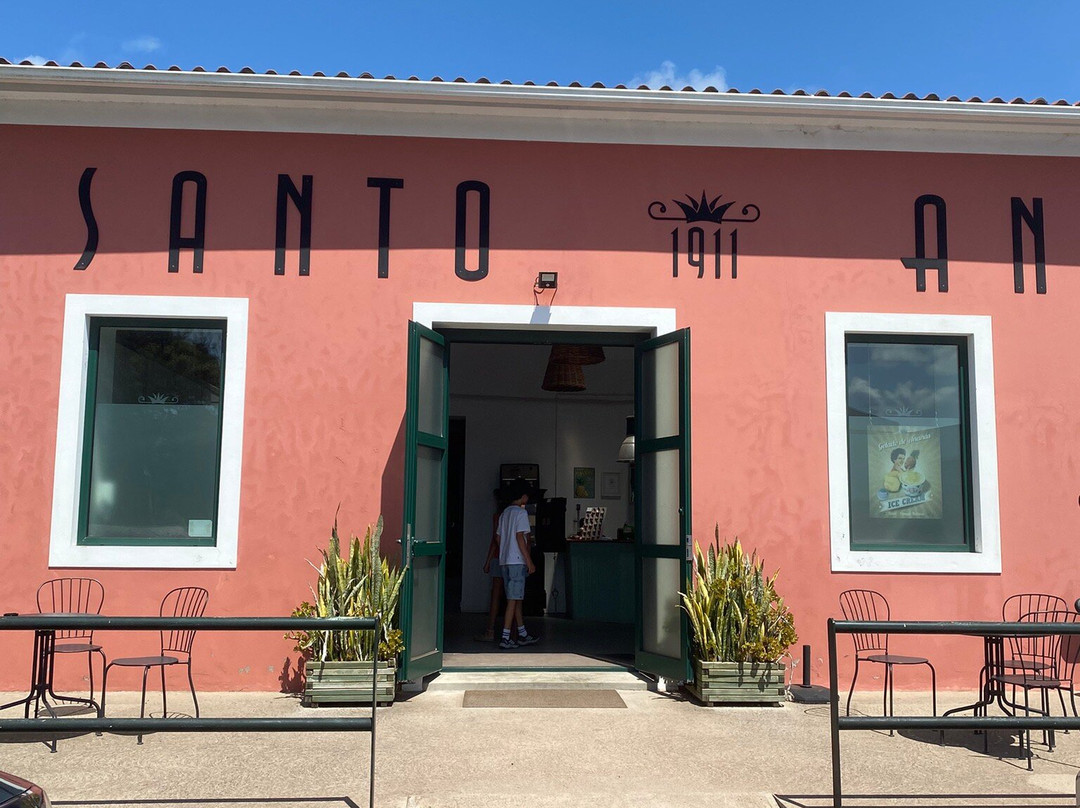 Ananas Santo Antonio-蓬塔德尔加达必去景点