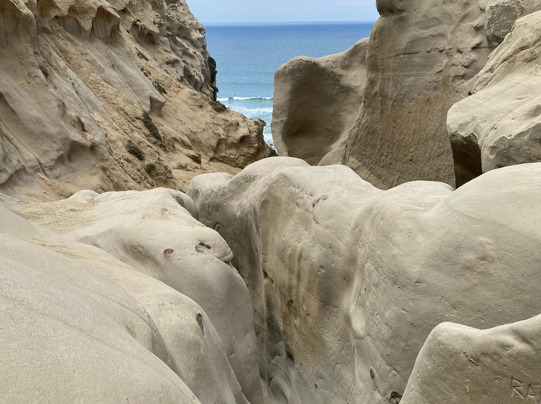 Ho Chi Minh Trail - Beach Access-拉荷亚必去景点