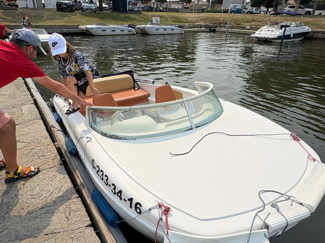 Canals I Mar-艾姆布里亚布拉瓦必去景点