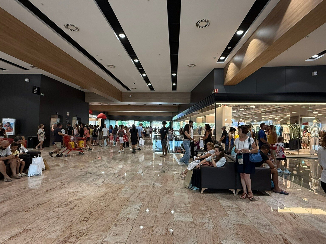 Gran Jonquera-拉洪克拉必去景点