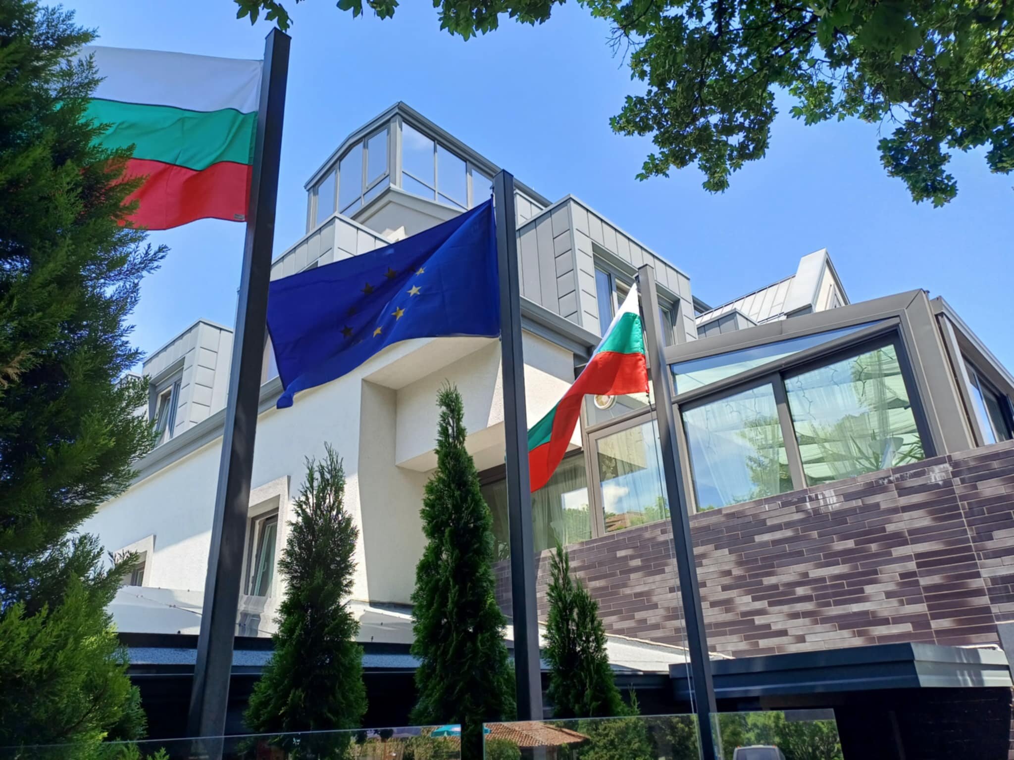 All Seasons Residence Hotel-浴室