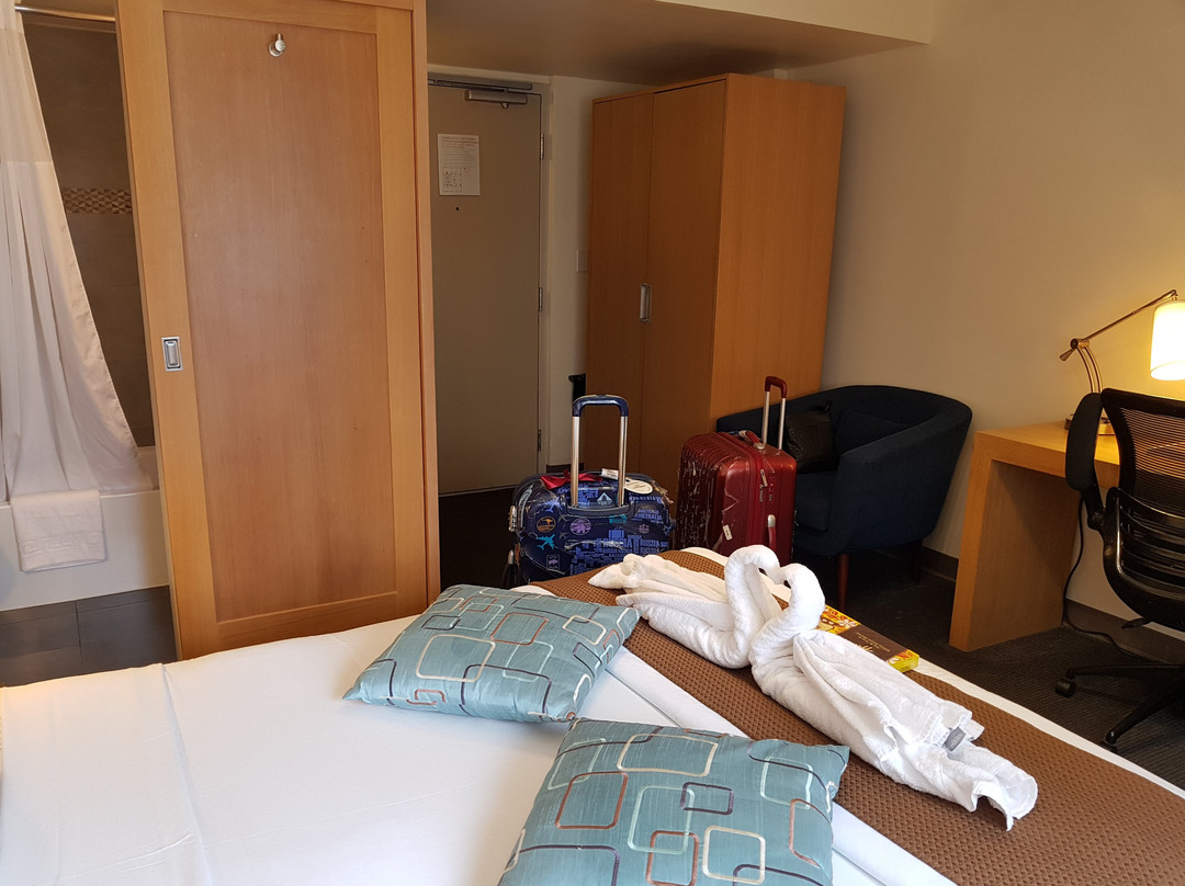 威基基万岁酒店主图