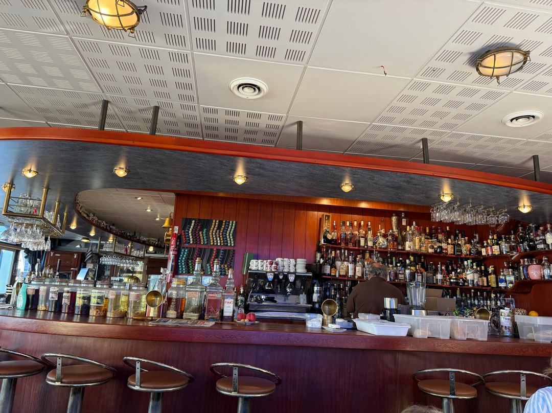 Hotel Beausejour主图