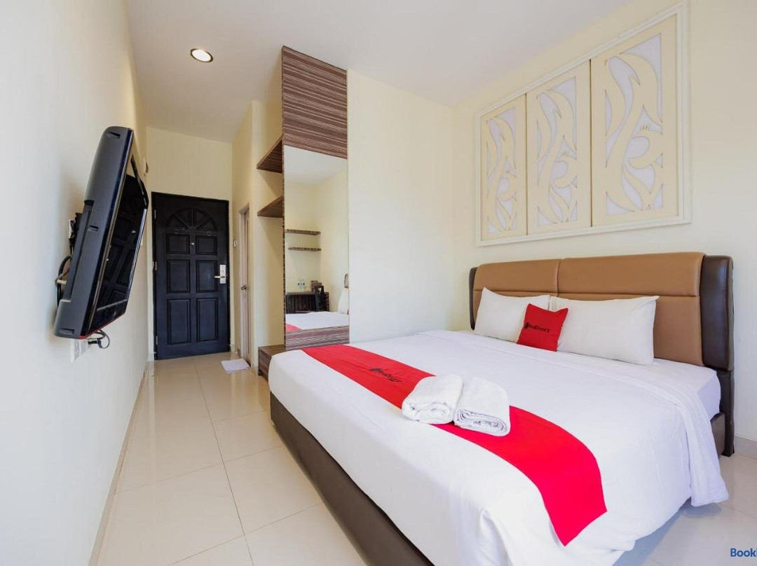 RedDoorz Plus Near Ferry Terminal Batam Center