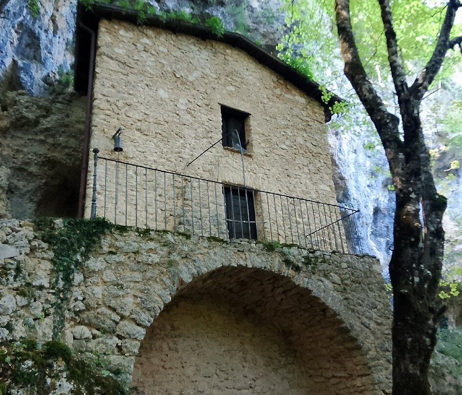 Eremo di Santa Maria del Cauto-Morino必去景点