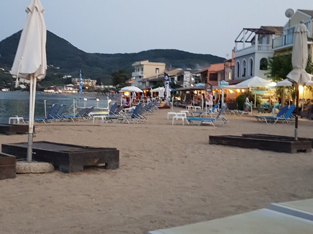 Messonghi酒店住宿-CNic Gemini Hotel