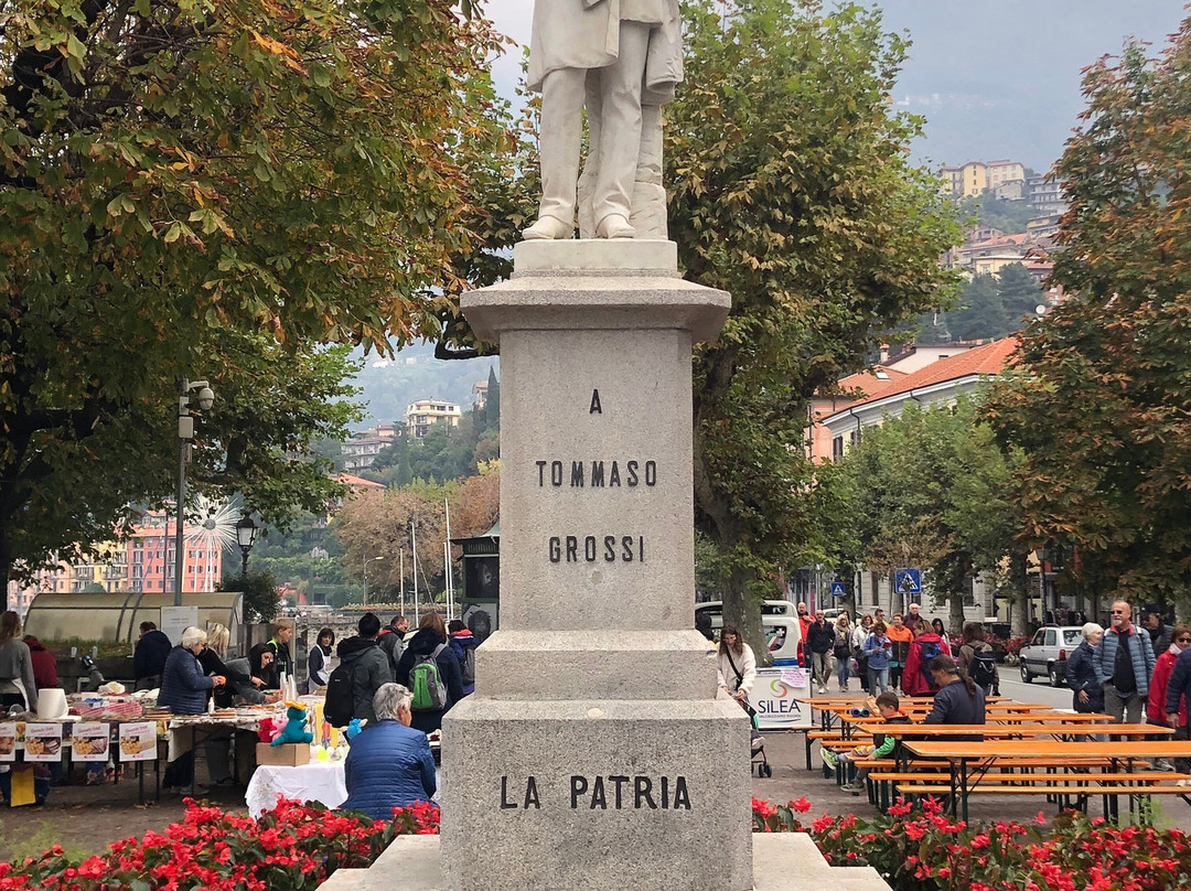Monumento a Tommaso Grossi-Bellano必去景点
