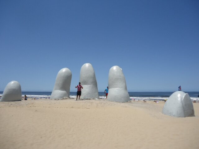 Avenida Gorlero-埃斯特角城必去景点