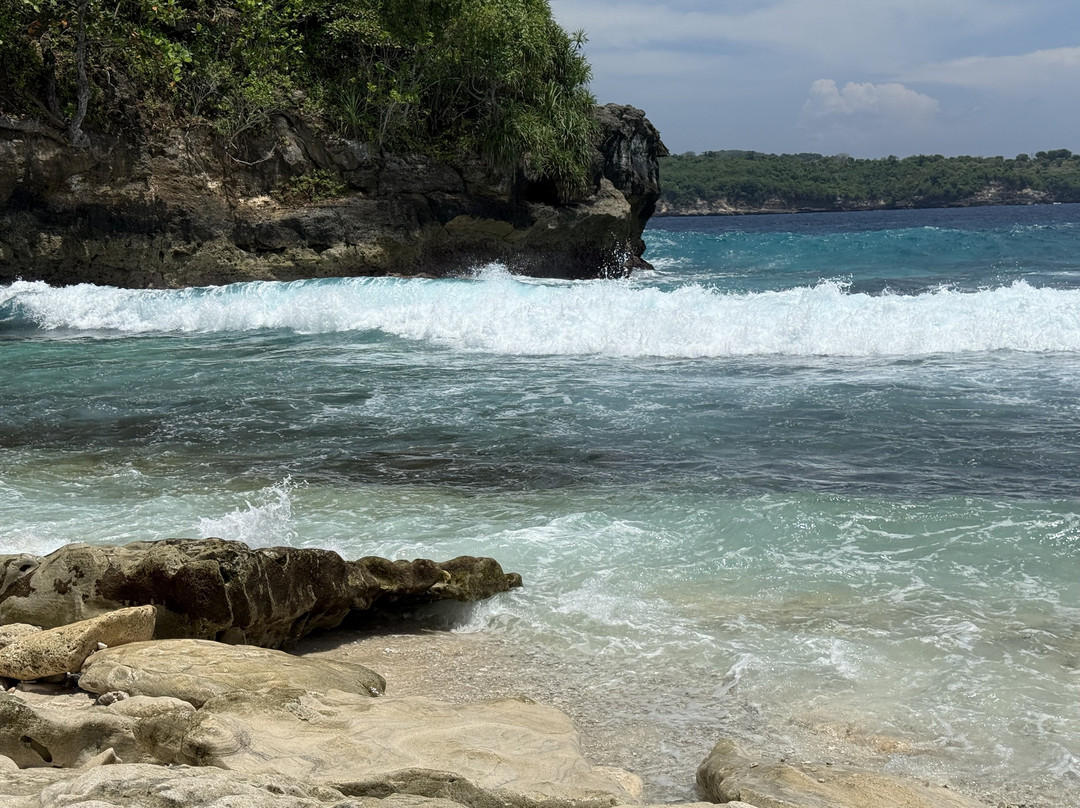 Secret Beach-努沙切宁安岛必去景点