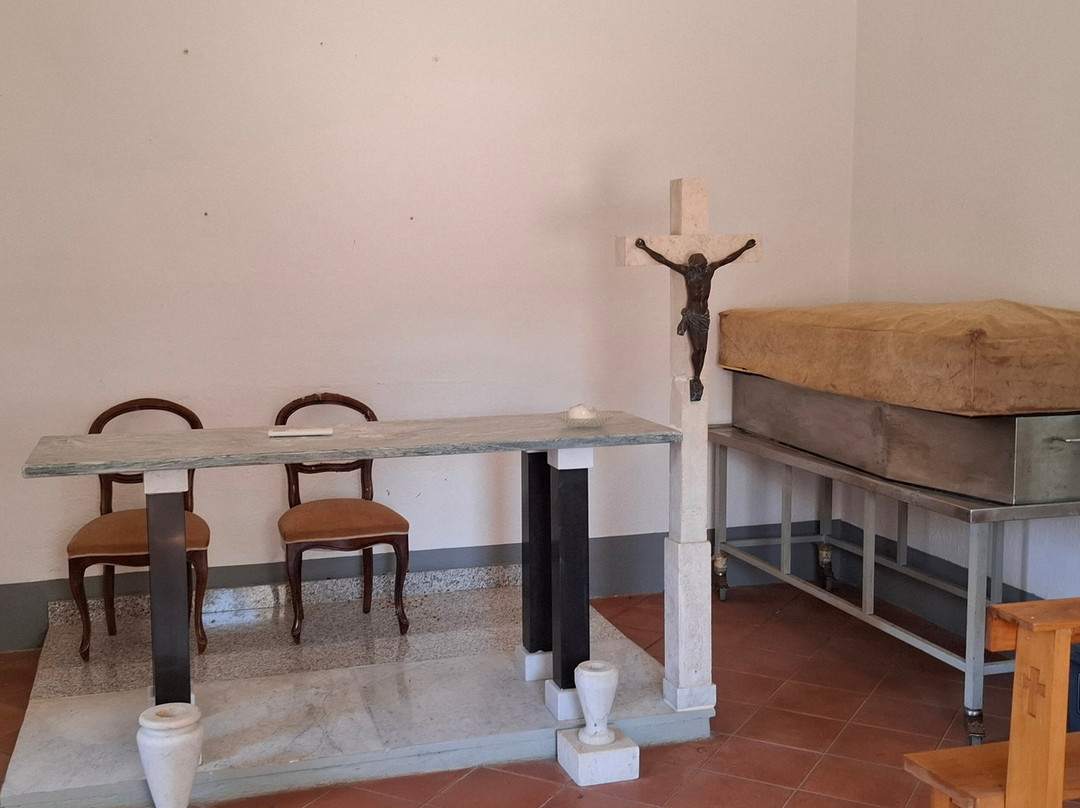 Cemetery of Saint Theodore-San Teodoro必去景点