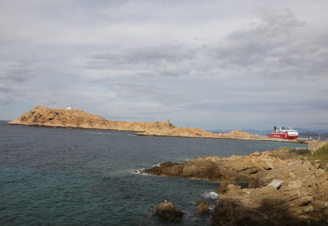 Phare de la Pietra-Ile Rousse必去景点