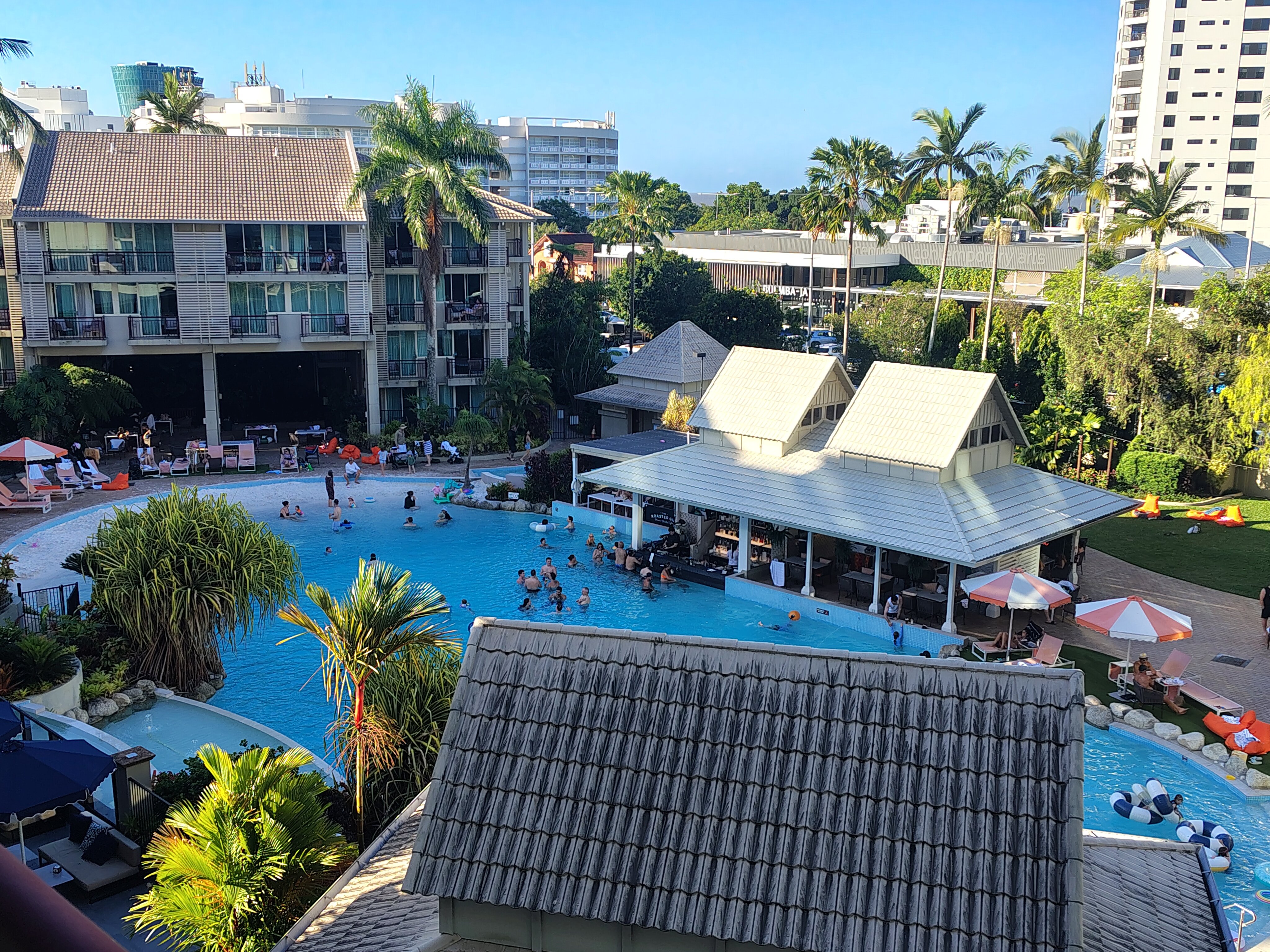 凯恩斯绿洲诺富特度假酒店-泳池