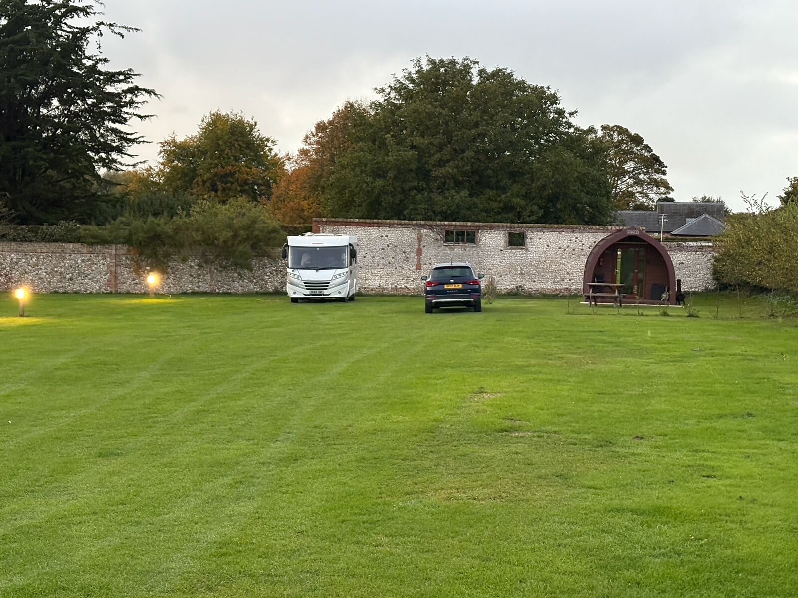 Whitehall Farm Accommodation-官方