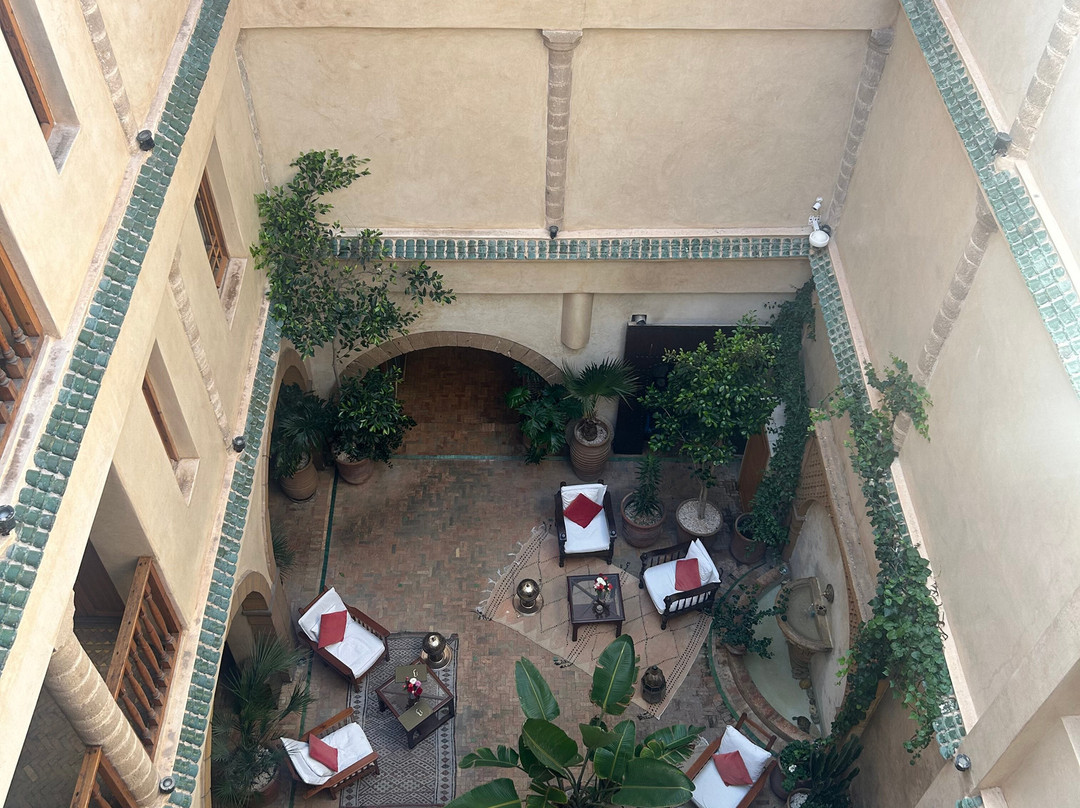 里亚德康巴莱特酒店主图