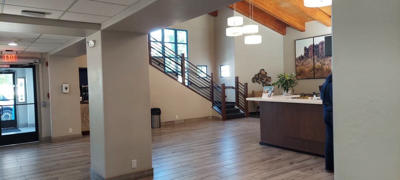 温德姆戴斯酒店及套房-迈措沃凤凰城附近-浴室