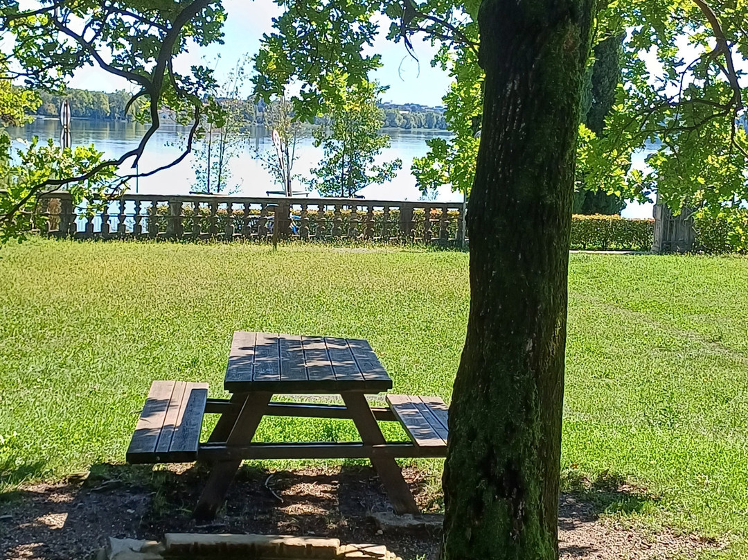 Palazzo Carpani Beauharnais-Pusiano必去景点