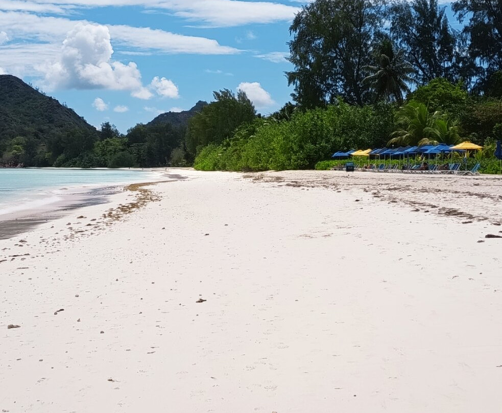 Anse Volbert-普拉兰岛必去景点