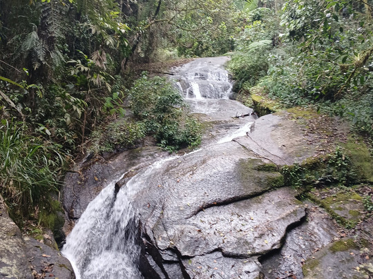 Sítio Cachoeiras do Alcantilado-Bocaina de Minas必去景点