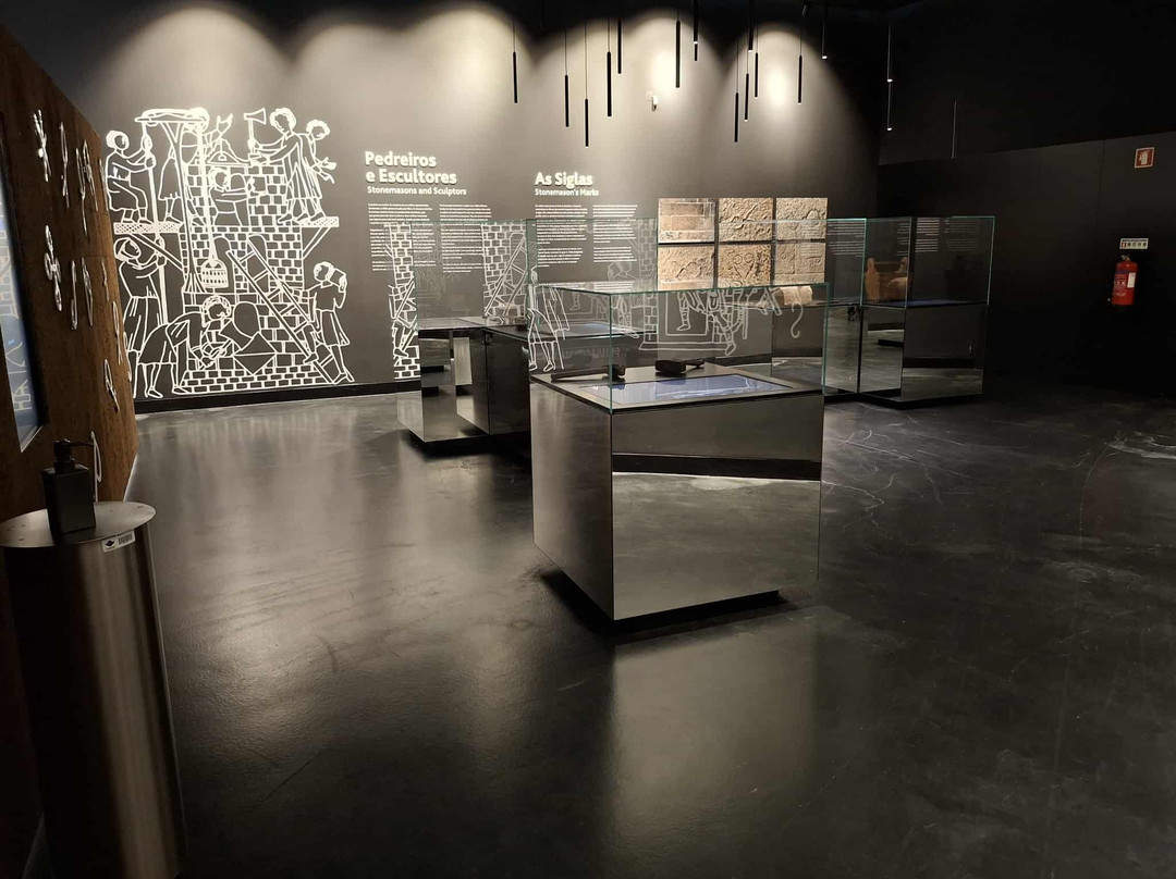 Centro de Interpretacao da Escultura Romanica-Abragao必去景点