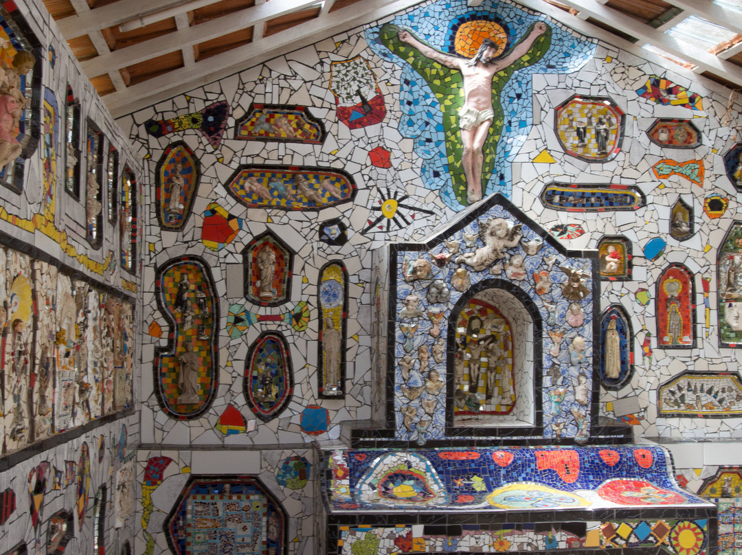 Capelinha de Mosaico I-Sao Bento do Sapucai必去景点