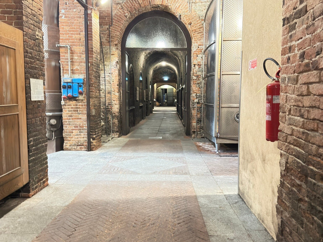 Fontanafredda-塞拉伦加达尔巴必去景点