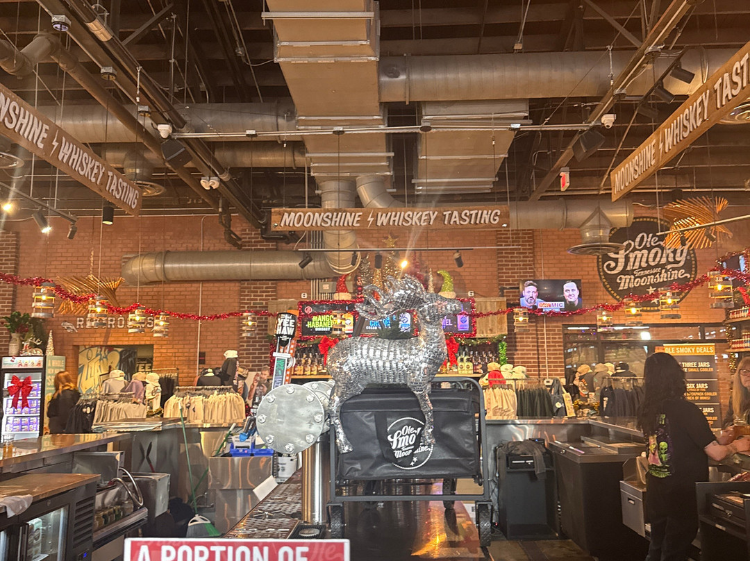 Ole Smoky Distillery “6th & Peabody”-纳什维尔必去景点