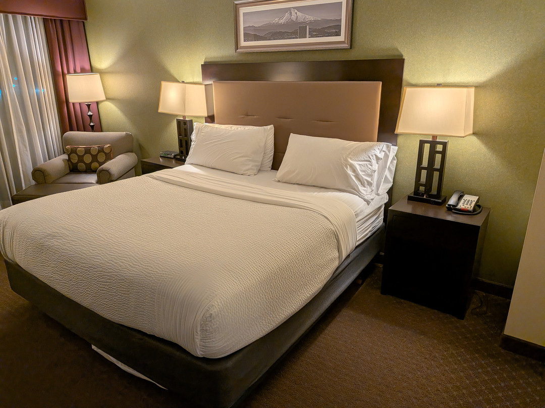 Holiday Inn Portland-Airport (I-205) by IHG主图