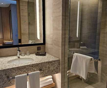 Shilla Monogram Gangneung主图