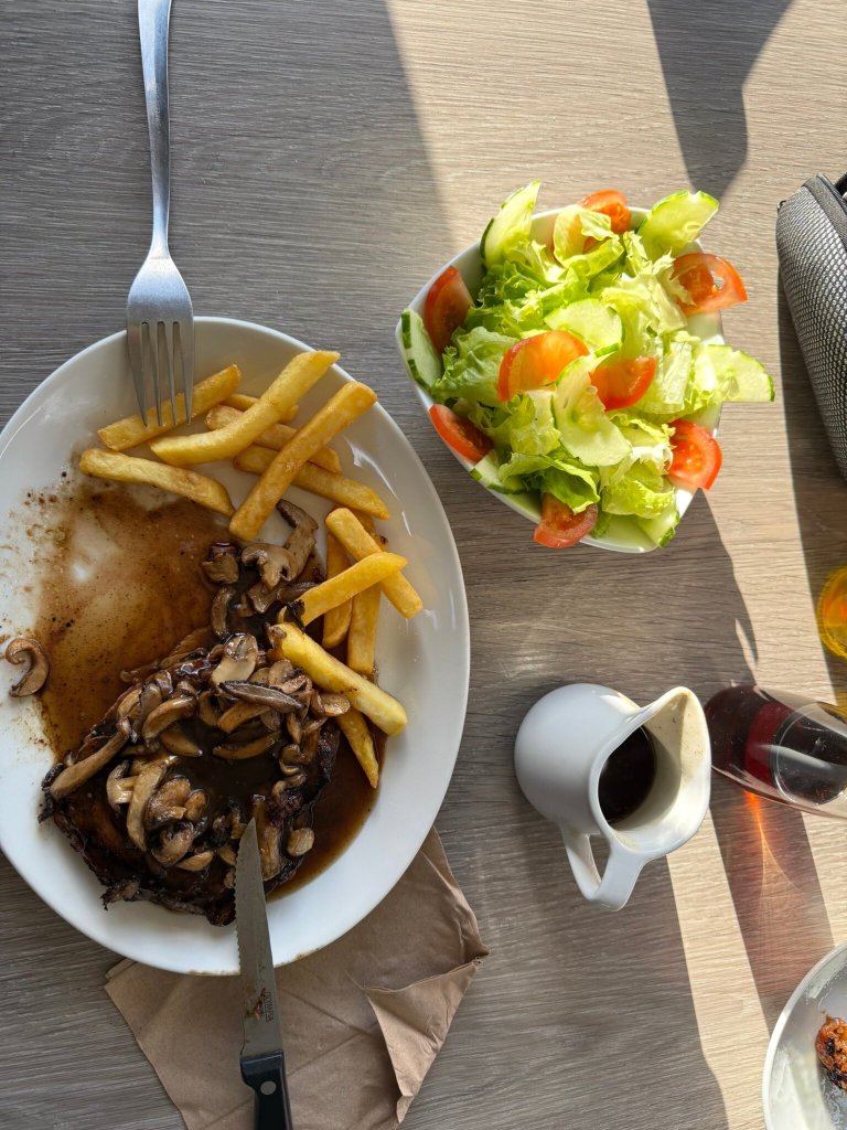 Shorty's Motel-官方