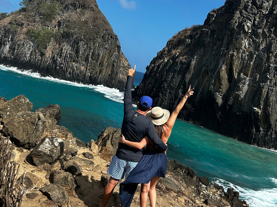 Noronha a bordo-费尔南多-迪诺罗尼亚群岛必去景点