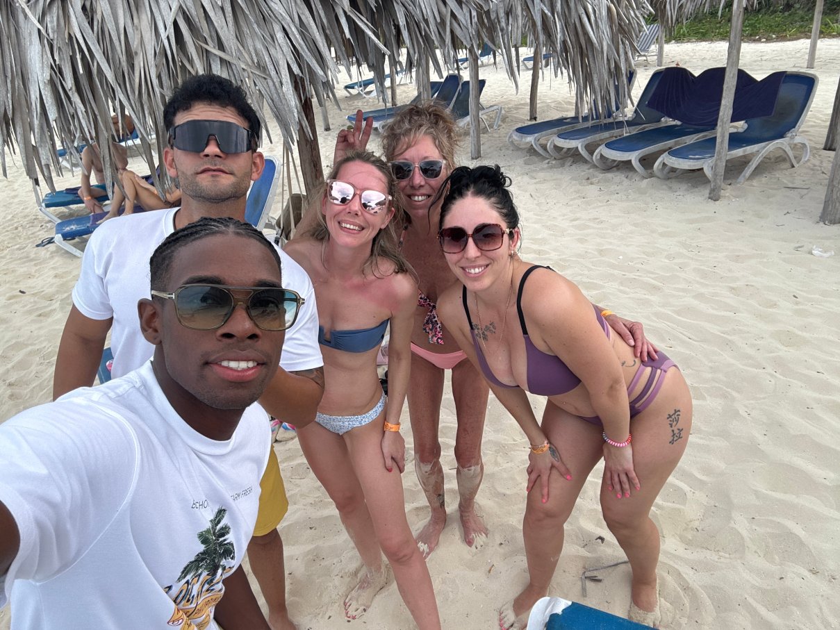 Memories Flamenco Beach Resort-泳池